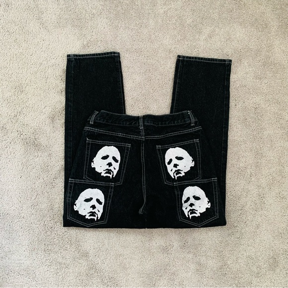 EUC KNOCK KNOCK BAT MICHAEL MYERS JEANS - Picture 2 of 5